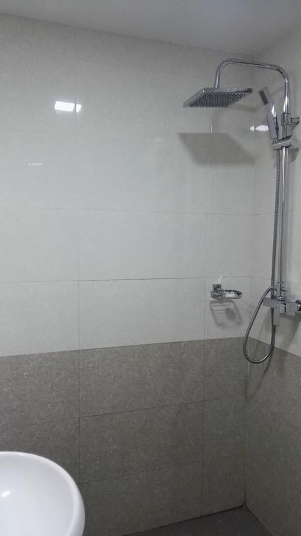 יאנגון Royal Khattar Hotel מראה חיצוני תמונה